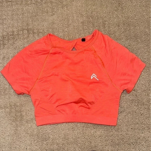 Oner Active Effortless Seamless Short Sleeve Crop Top XS - Picture 3 of 6